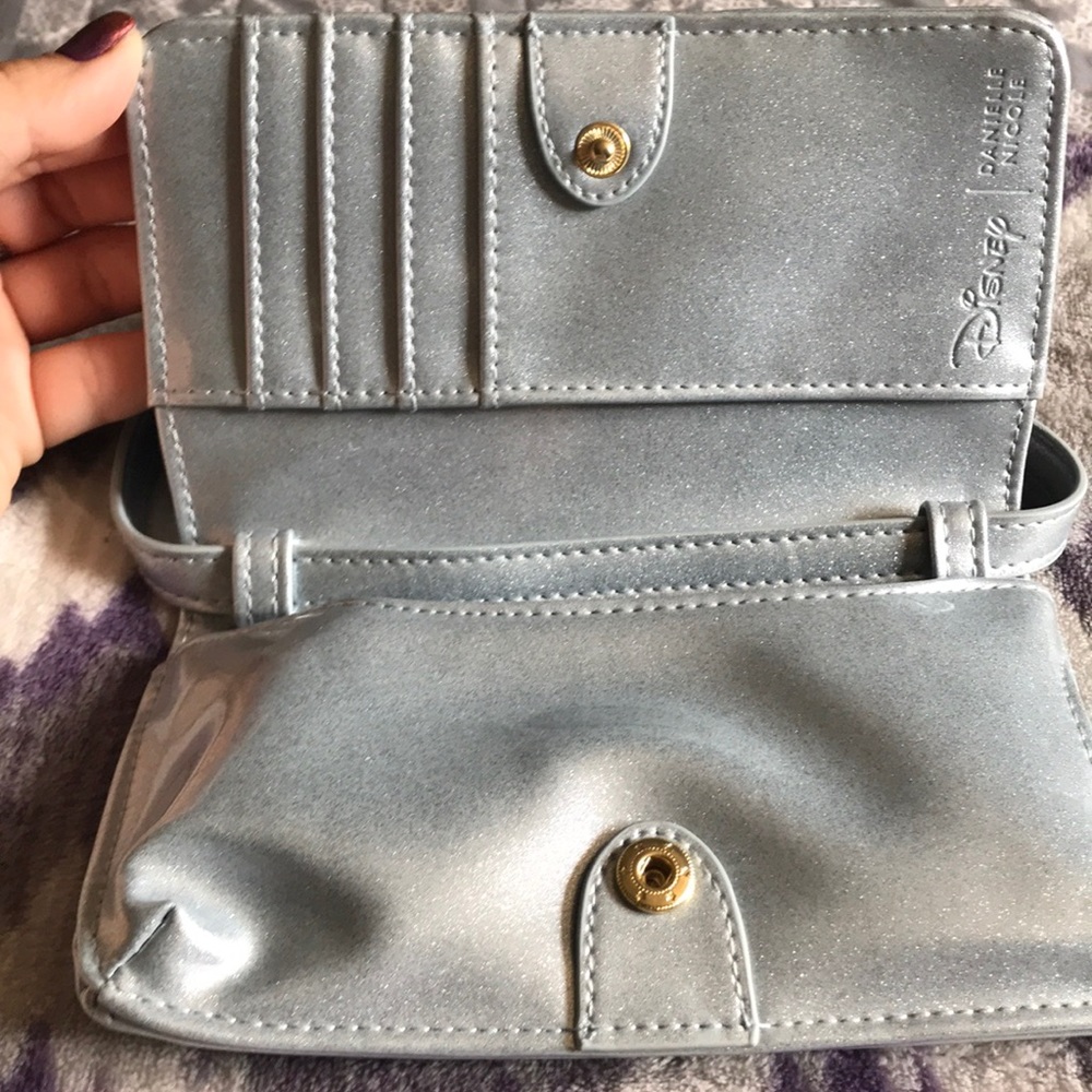 Danielle Nicole Cinderella Crossbody - image 3
